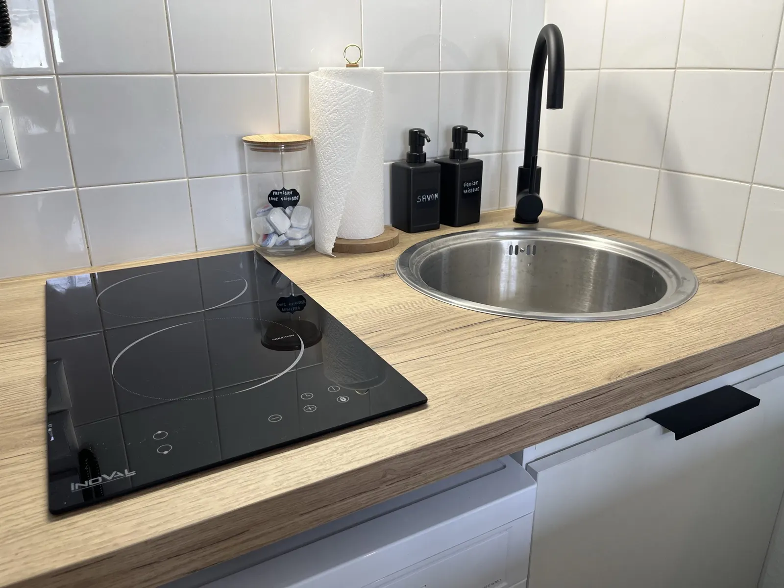 Kitchen hob and sink